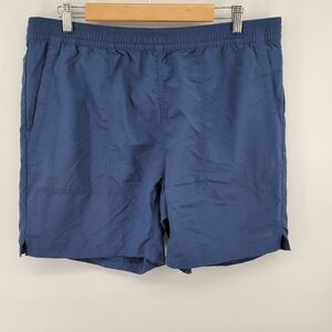The North Face mens flash dry relaxed fit navy shorts Size Large